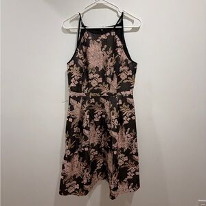 Adrianna Papell Elegant Black Gown